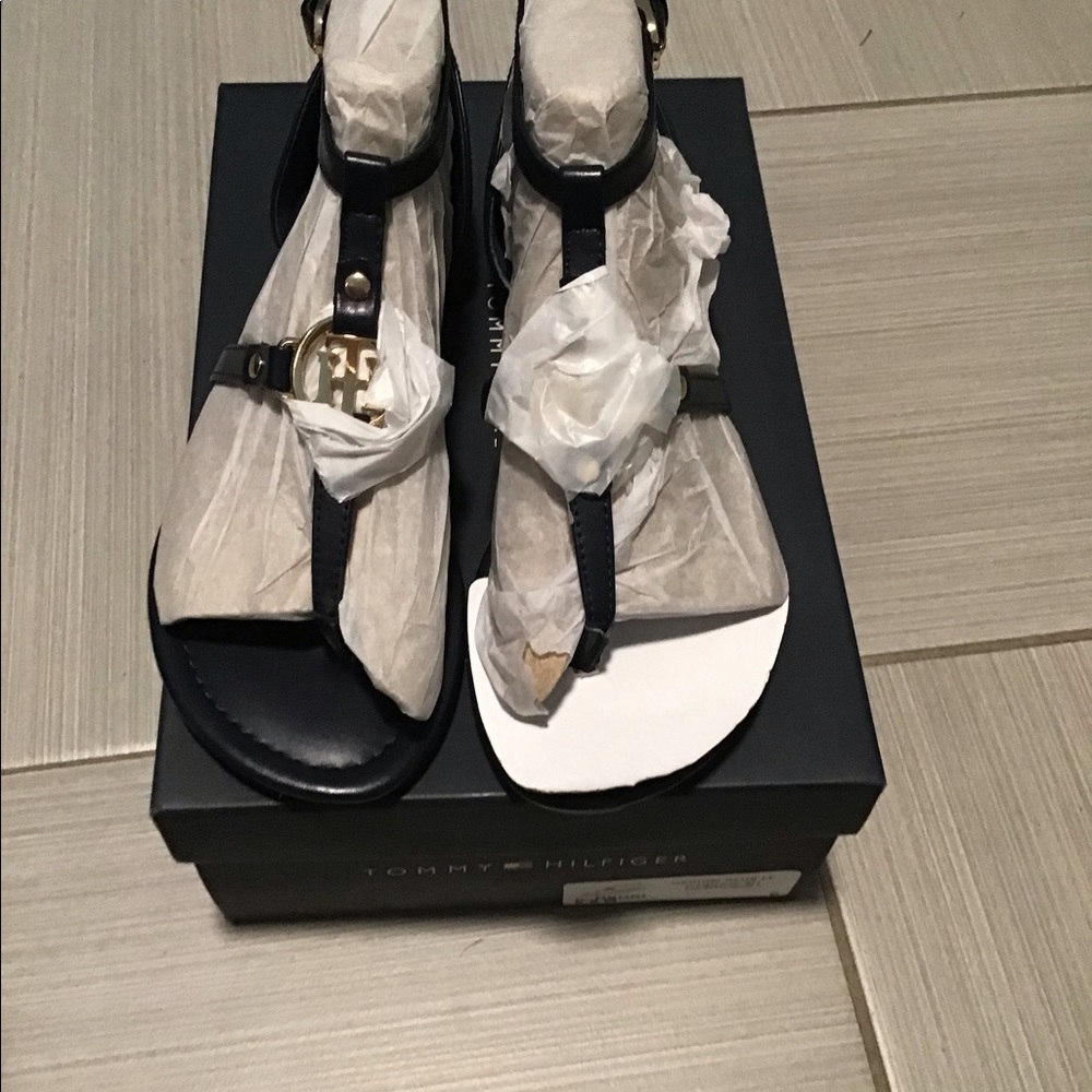 Tommy HILFIGER brand new